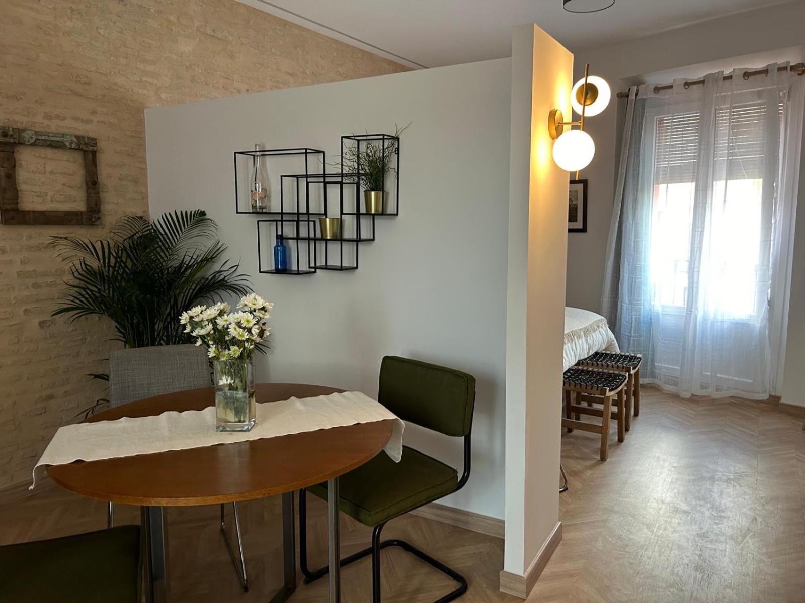Center Apartment Fully Eqquiped Opcional Breakfast Séville Extérieur photo
